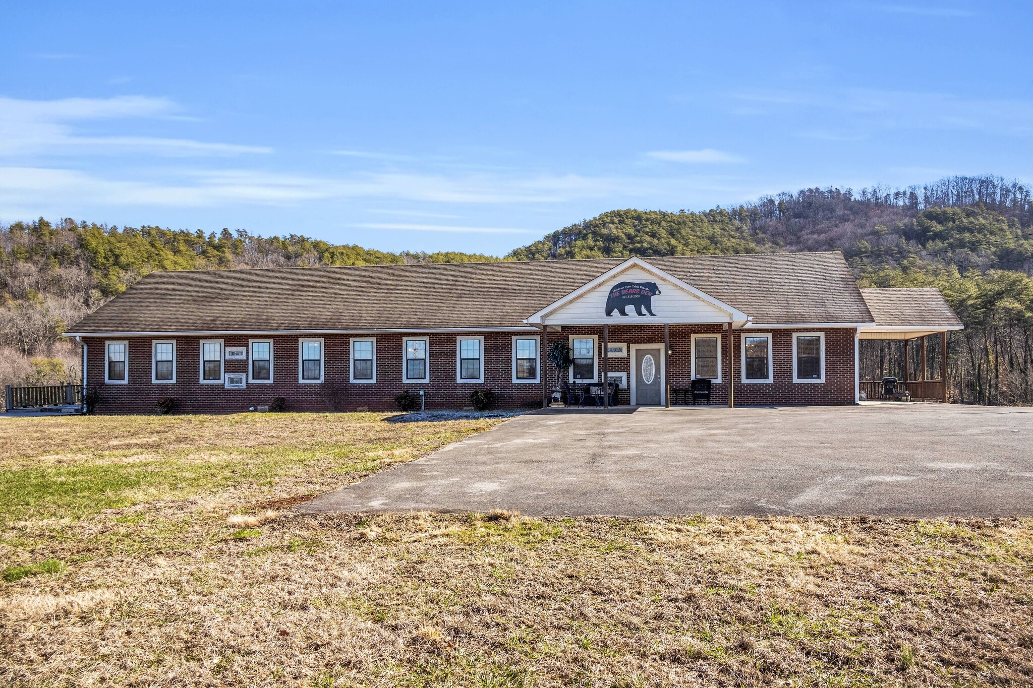 301 School St, Tellico Plains, TN à vendre Photo principale- Image 1 de 42