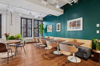 120 E 23rd St, New York, NY à louer Photo intérieure- Image 2 de 9