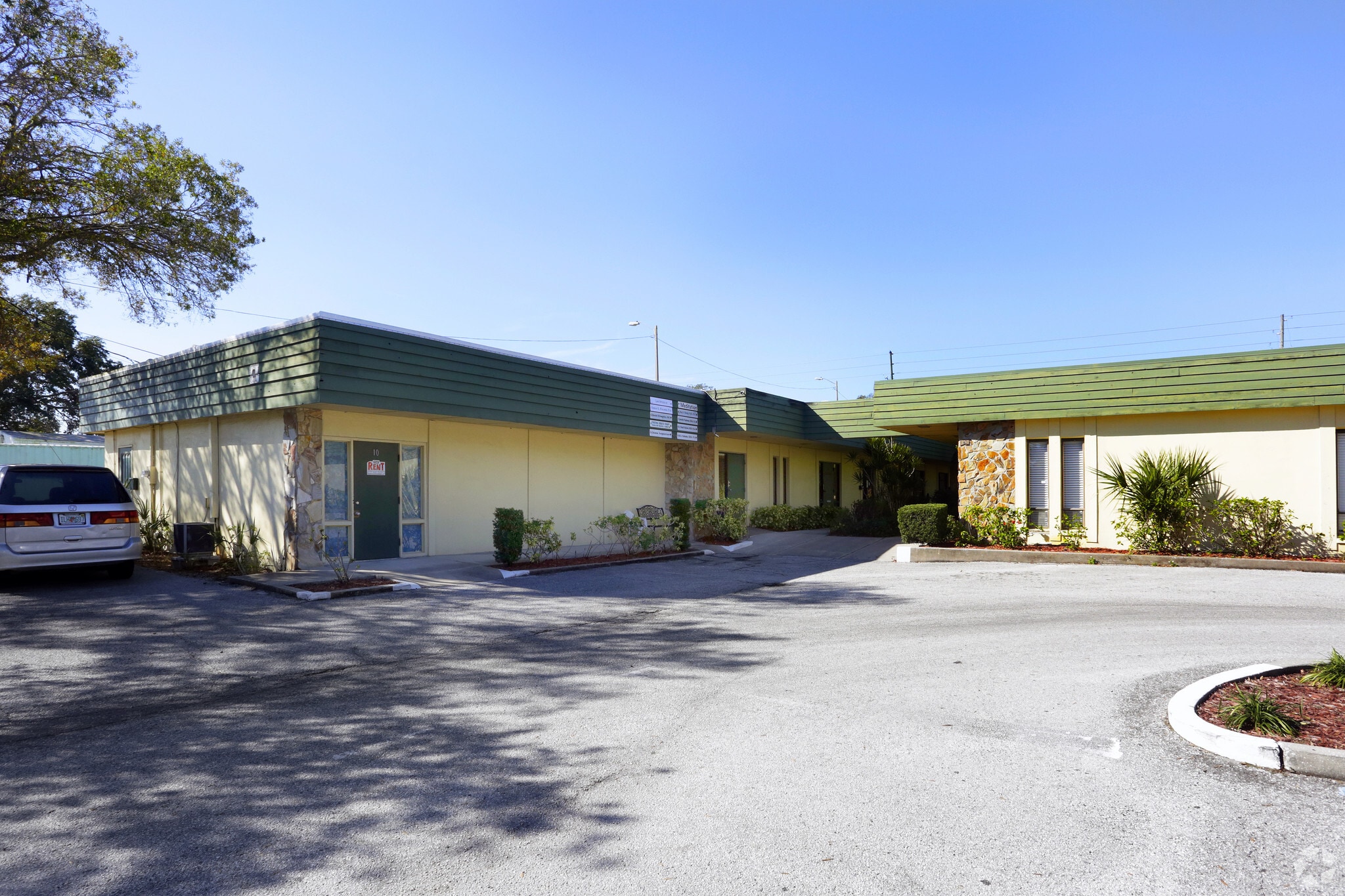 10333 Seminole Blvd, Largo, FL for sale Primary Photo- Image 1 of 20