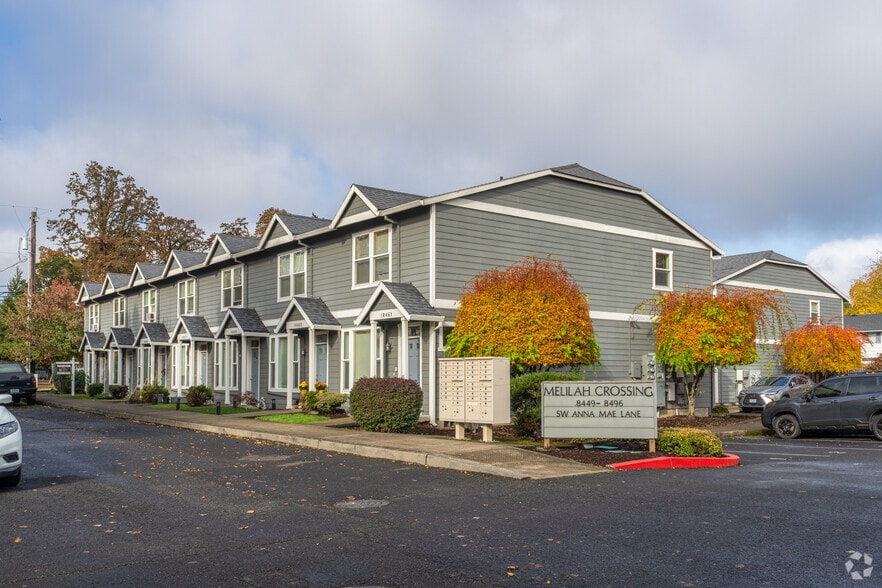 18429-18487 SW Annamae Ln, Beaverton, OR à vendre - Photo du bâtiment - Image 2 de 3