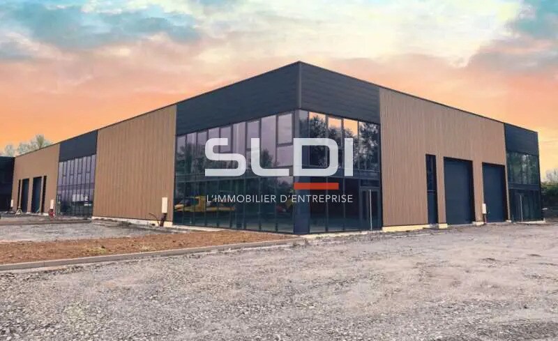 Flex dans Ambérieux à louer - Photo du bâtiment - Image 3 de 9