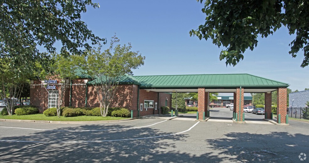 4180 Dominion Blvd, Glen Allen, VA for sale - Primary Photo - Image 1 of 3