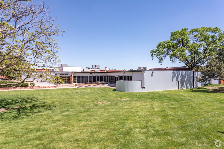 3505-3525 N Stone Ave, Colorado Springs, CO for lease - Building Photo - Image 3 of 7