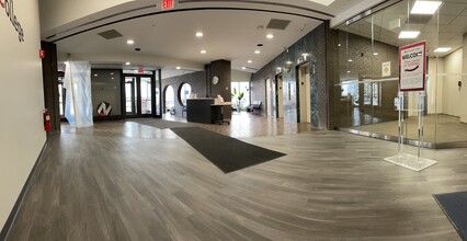 9400 S Cicero Ave, Oak Lawn, IL for lease Interior Photo- Image 2 of 16