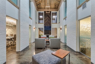 Plus de détails pour 11117 Shady Trl, Dallas, TX - Bureau à vendre