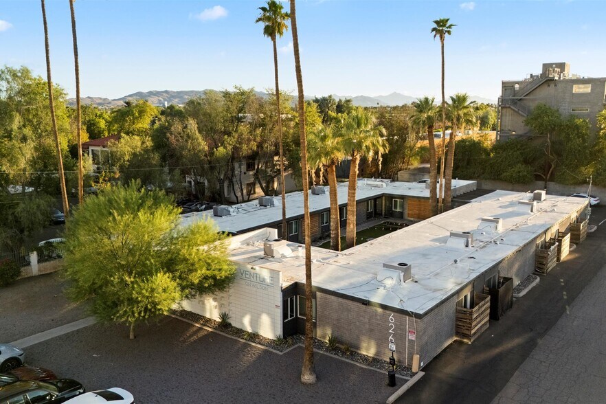 626 S Wilson St, Tempe, AZ à vendre - Photo du bâtiment - Image 2 de 31