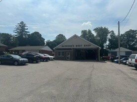 Hammond's Body Shop - Parc de stationnement couvert