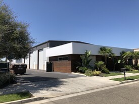 7037 W Pershing Ct, Visalia CA - Warehouse