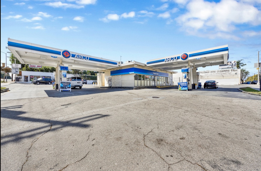 2106 W Temple St, Los Angeles, CA for sale - Building Photo - Image 2 of 6