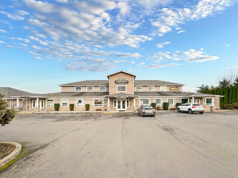 534 N 5th Ave, Sequim, WA à vendre - Photo du bâtiment - Image 2 de 55