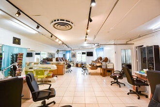 2744 Ordway St NW, Washington, DC for lease Interior Photo- Image 2 of 10