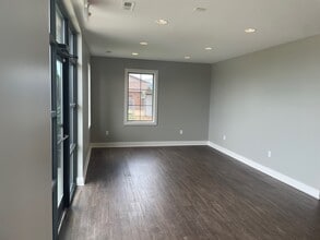 3929 Lamar Dr, Clarksville, TN for lease Interior Photo- Image 1 of 9