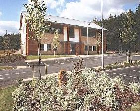 Cherry Hall Rd, Kettering à vendre - Photo du bâtiment - Image 2 de 8