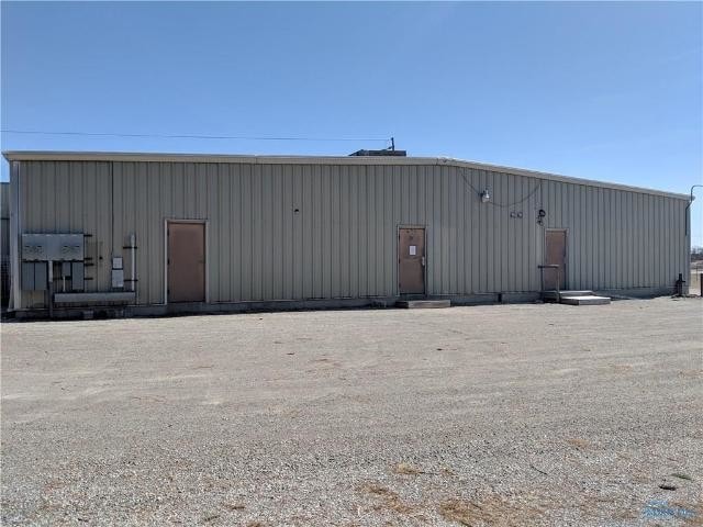 1405-1409 S Defiance St, Archbold, OH for lease - Building Photo - Image 3 of 4