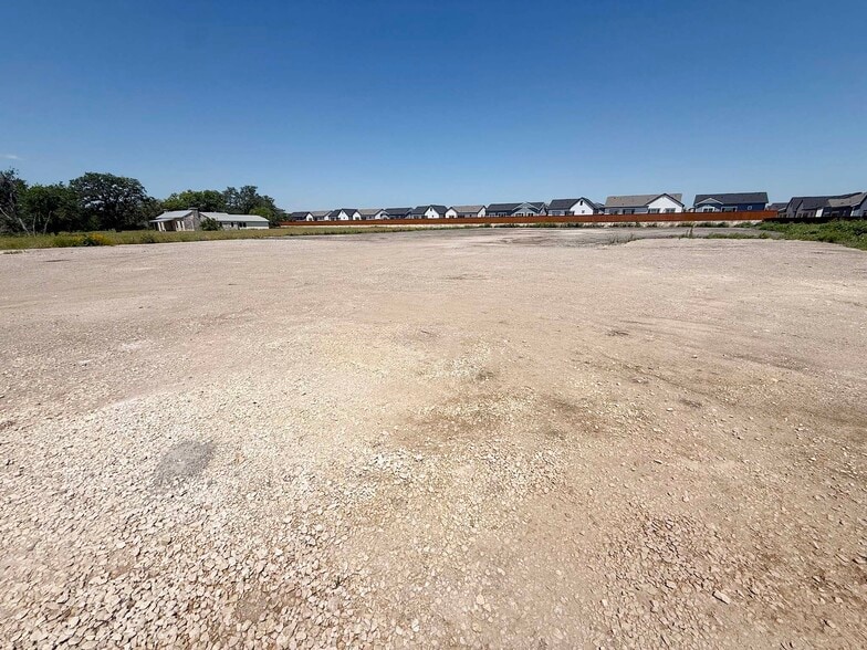 600 County Road 263, Liberty Hill, TX for lease - Building Photo - Image 2 of 19