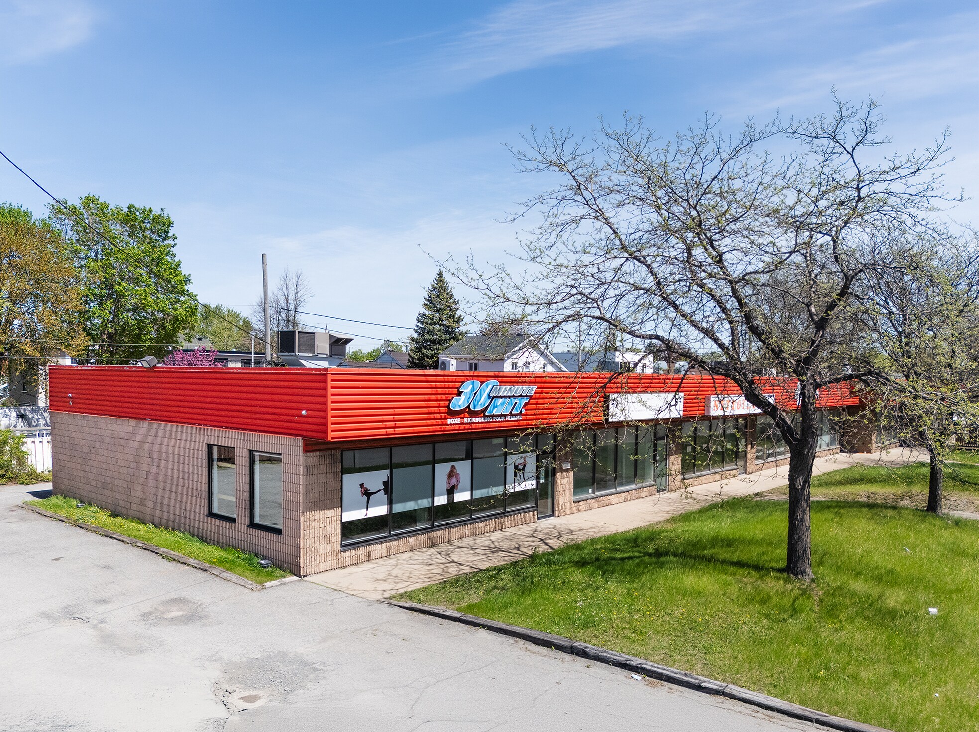 7751-7911 Boul Roi-René, Montréal, QC à vendre Photo du bâtiment- Image 1 de 8