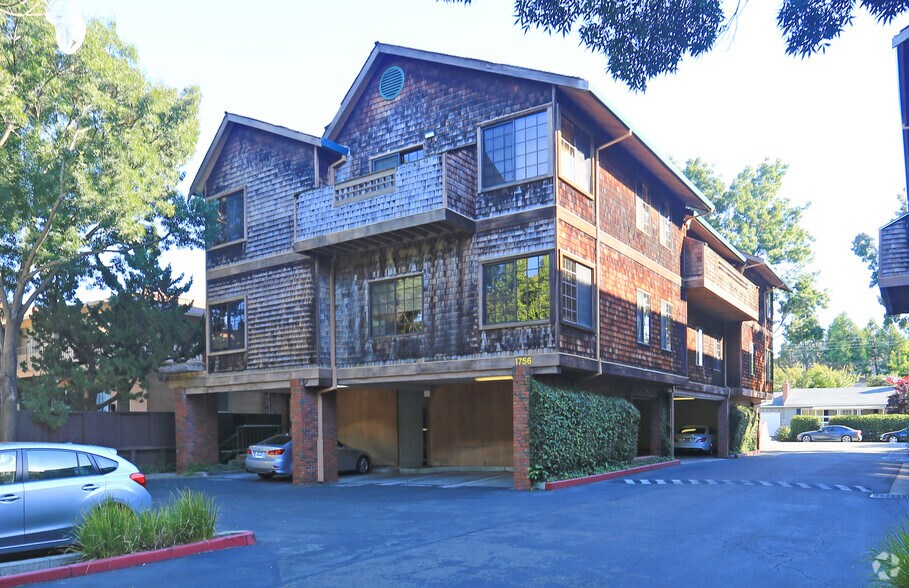 1756 Lacassie Ave, Walnut Creek, CA à vendre - Photo du bâtiment - Image 2 de 3