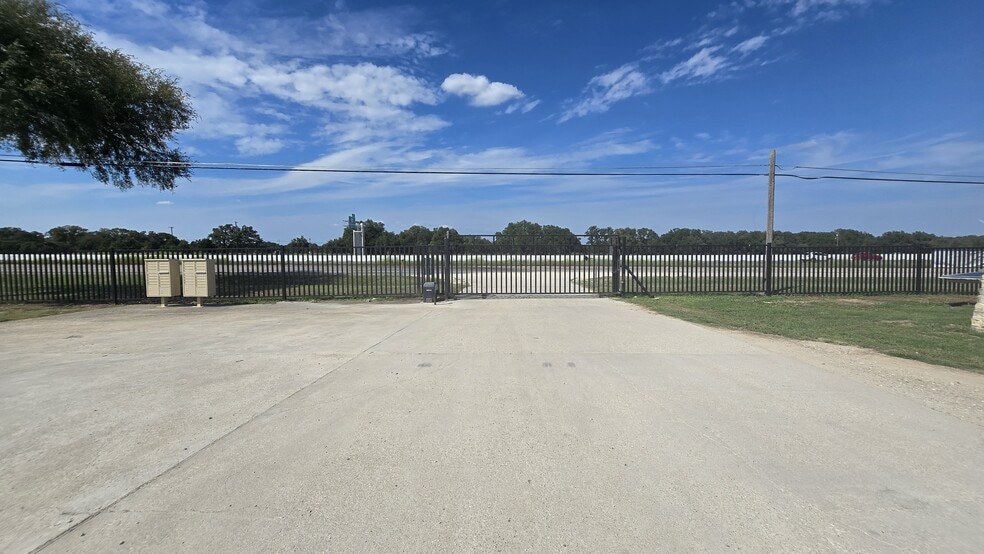 4631 W US Highway 190, Belton, TX for lease - Building Photo - Image 3 of 6