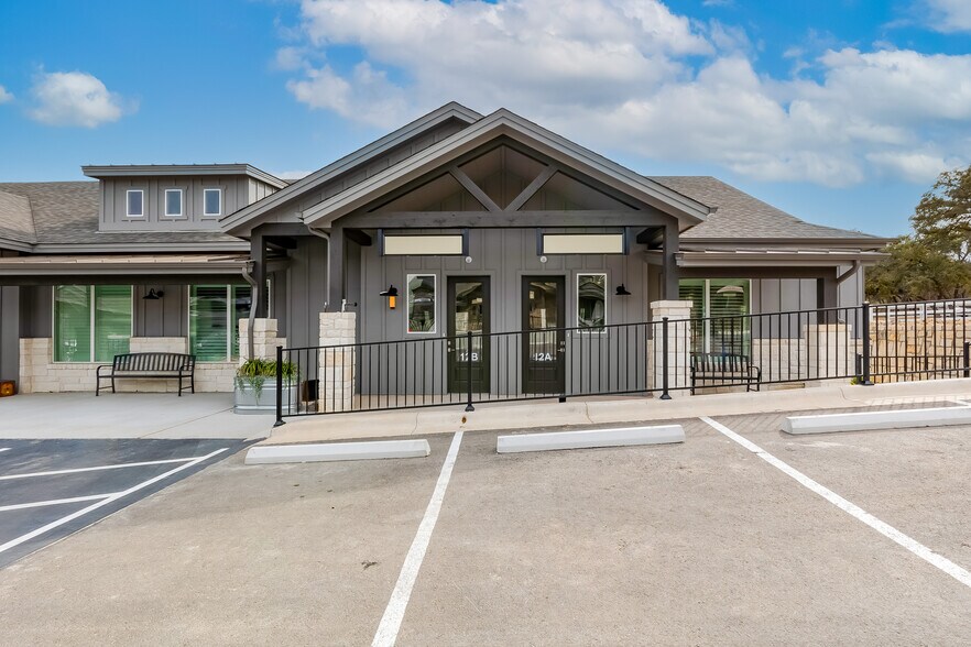 2901 Caballo Ranch Blvd, Cedar Park, TX for lease - Building Photo - Image 2 of 24