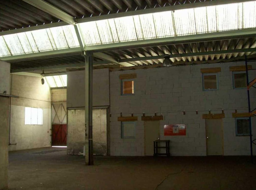 Industrial in Vaux-le-Pénil for sale Interior Photo- Image 1 of 3