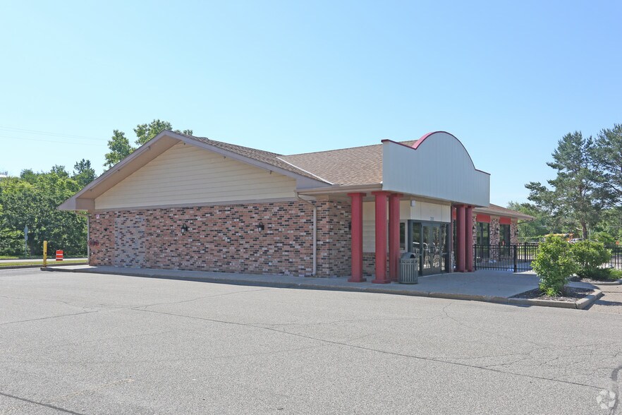 2535 Highway 10 NE, Mounds View, MN à vendre - Photo du bâtiment - Image 2 de 4