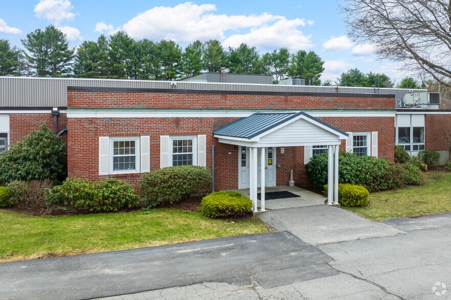 303-313 Washington St, Auburn, MA for lease - Building Photo - Image 2 of 7
