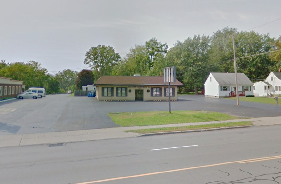 2460 Union Rd, Cheektowaga, NY for sale Primary Photo- Image 1 of 1