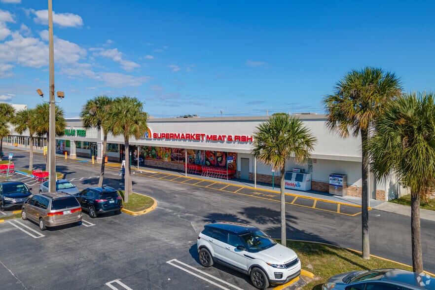 3300-3570 N Andrews Ave, Oakland Park, FL à louer - Photo du bâtiment - Image 3 de 11