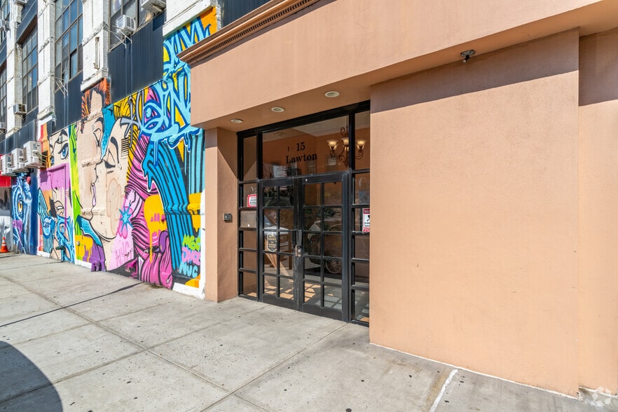 15 Lawton St, Brooklyn, NY for lease - Building Photo - Image 3 of 5