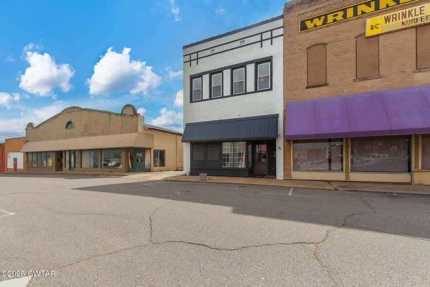 56 Lee Ave, McKenzie, TN for sale - Building Photo - Image 2 of 39