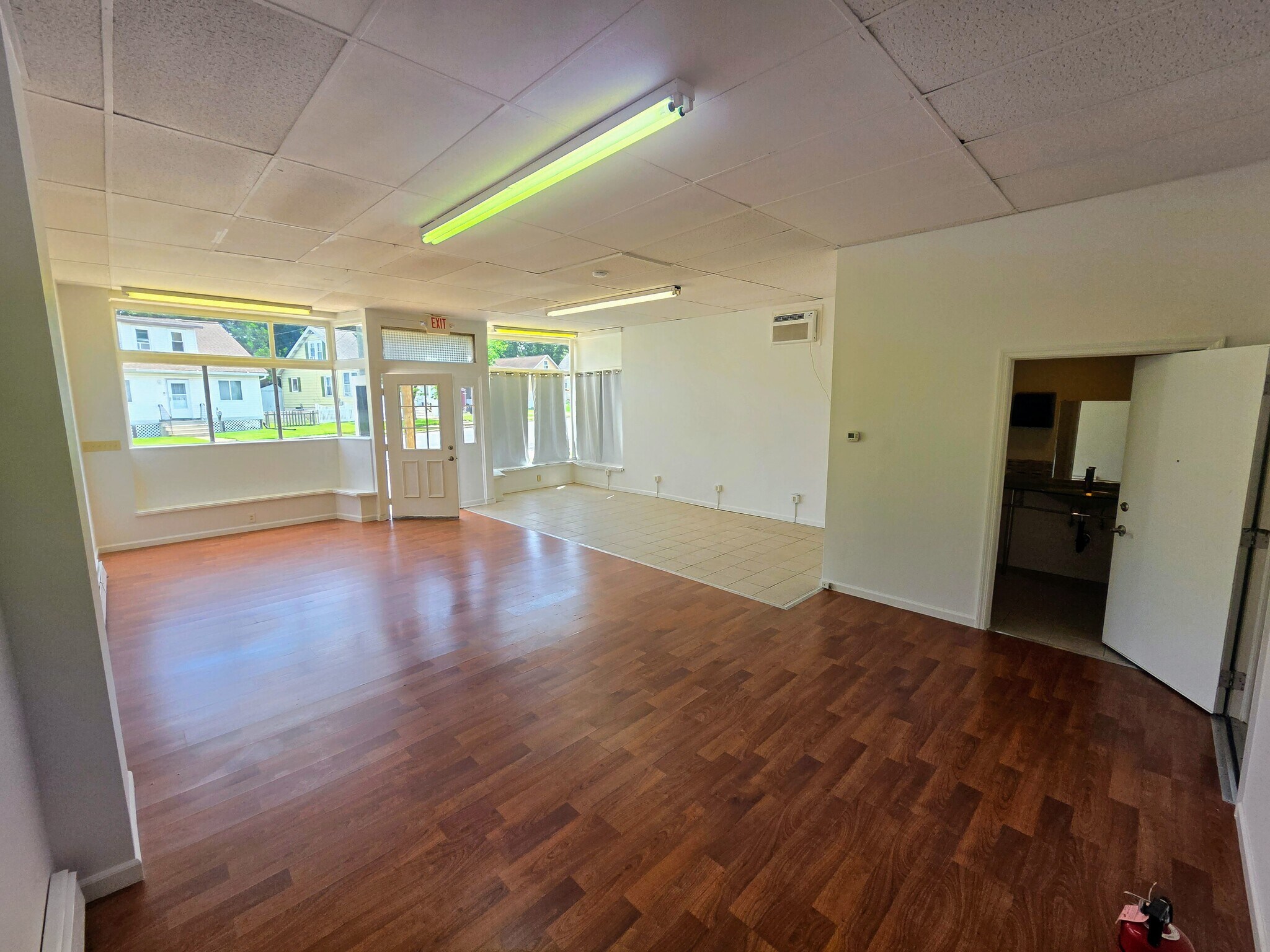 1125 Prospect St, Ewing, NJ for lease Interior Photo- Image 1 of 32