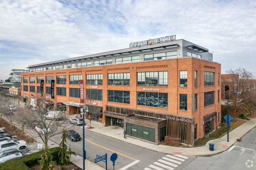 4012-4040 Easton Sta, Columbus, OH for lease - Building Photo - Image 2 of 9