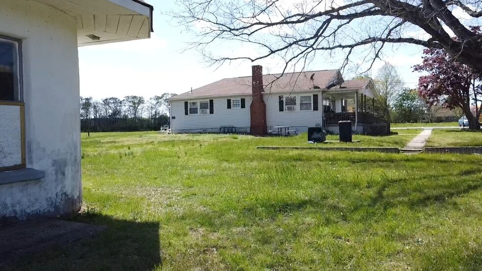 871 Corkery Ln, Williamstown, NJ à vendre - Photo du bâtiment - Image 2 de 32