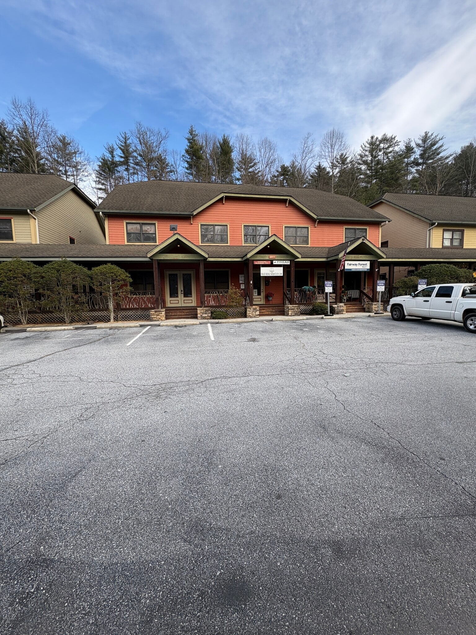3077 US Highway 64 E, Sapphire, NC for sale Primary Photo- Image 1 of 5