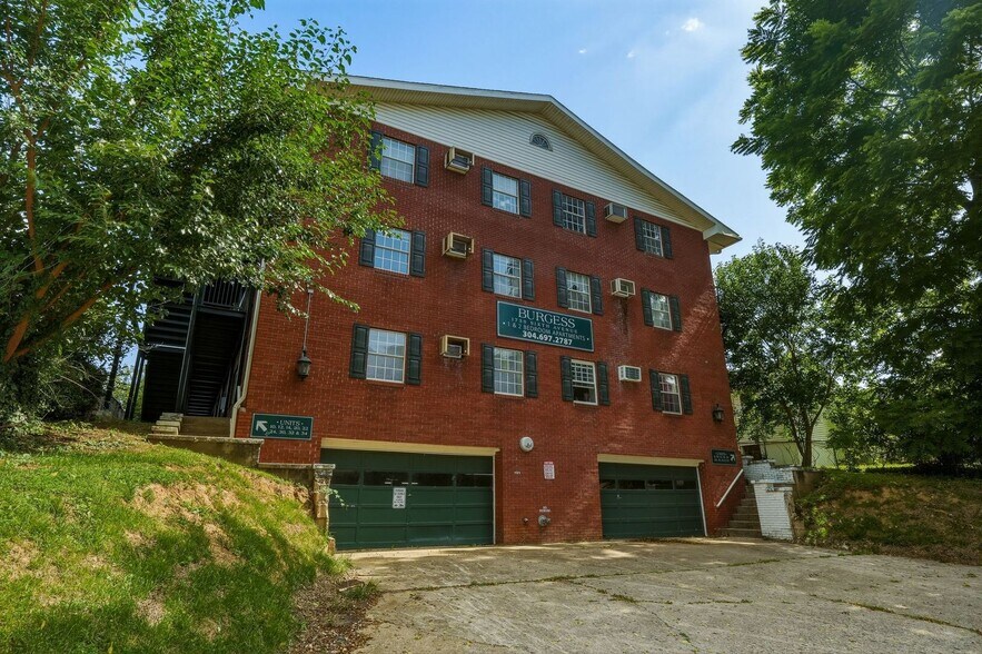 1737 6th Ave, Huntington, WV à vendre - Photo du bâtiment - Image 3 de 19