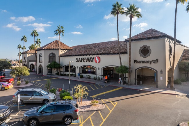 Plus de détails pour 4747 E Elliot Rd, Phoenix, AZ - Commerce de détail à louer