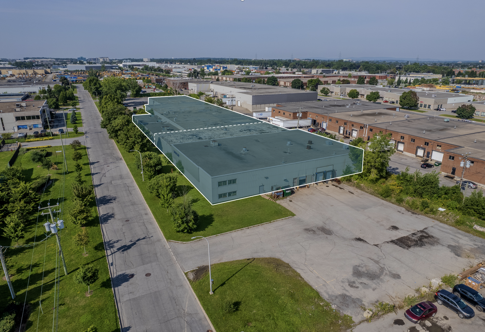 181 Av Oneida, Pointe-claire, QC for lease Aerial- Image 1 of 19