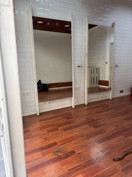 Commerce de détail dans Córdoba, Córdoba à louer - Photo du bâtiment - Image 3 de 7