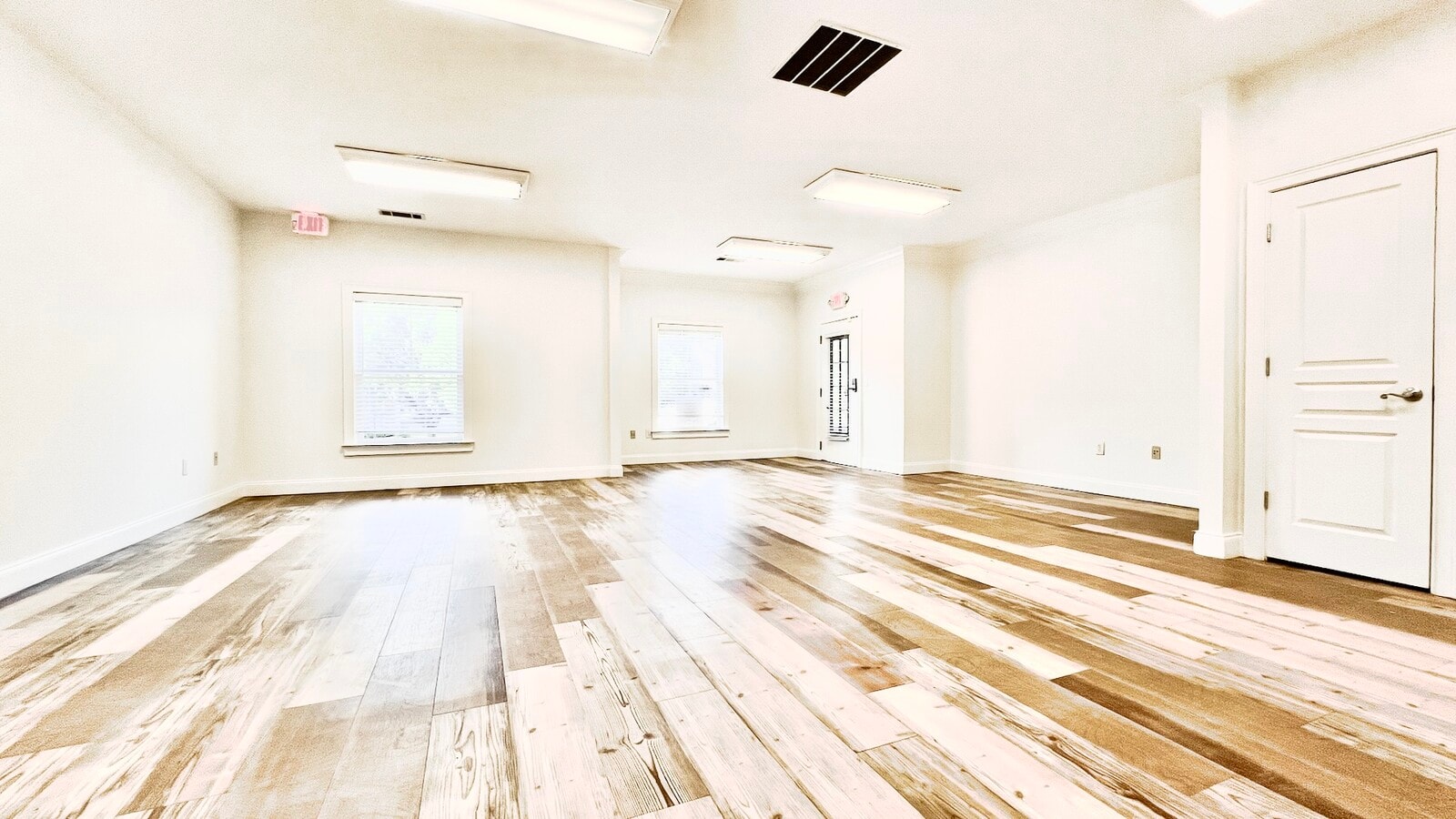 4080 McGinnis Ferry Rd, Alpharetta, GA 30005 - Unité 303 -  - Photo intérieure - Image 2 of 16