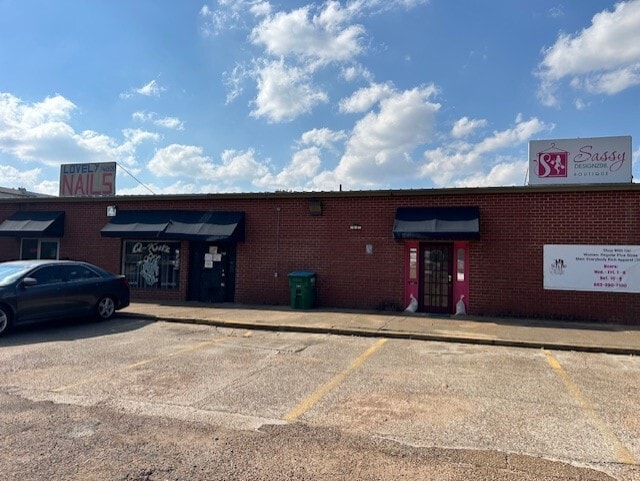 15th St, Yazoo City, MS for lease - Building Photo - Image 2 of 10