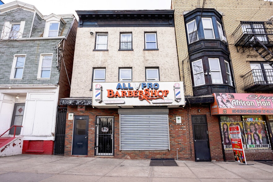 24 Irvine Turner Blvd, Newark, NJ for lease - Primary Photo - Image 1 of 10