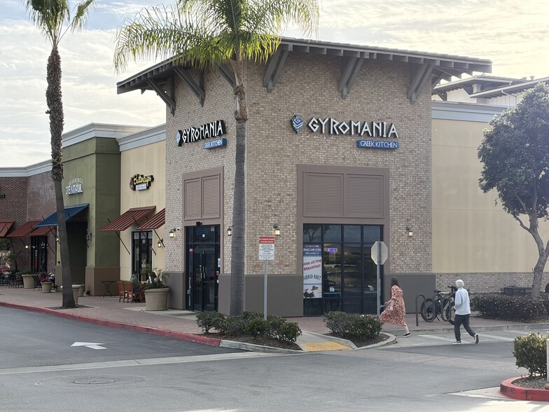 1111-1191 S Victoria Ave, Oxnard, CA for lease - Building Photo - Image 3 of 35