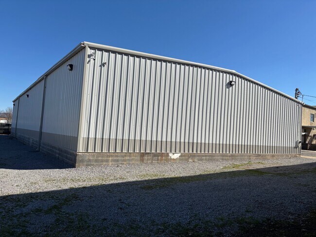 More details for 310 W Castle St, Murfreesboro, TN - Industrial for Sale