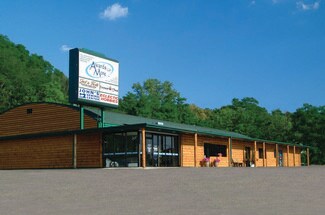 Plus de détails pour 2425 Seymour Rd, Eau Claire, WI - Bureau à vendre