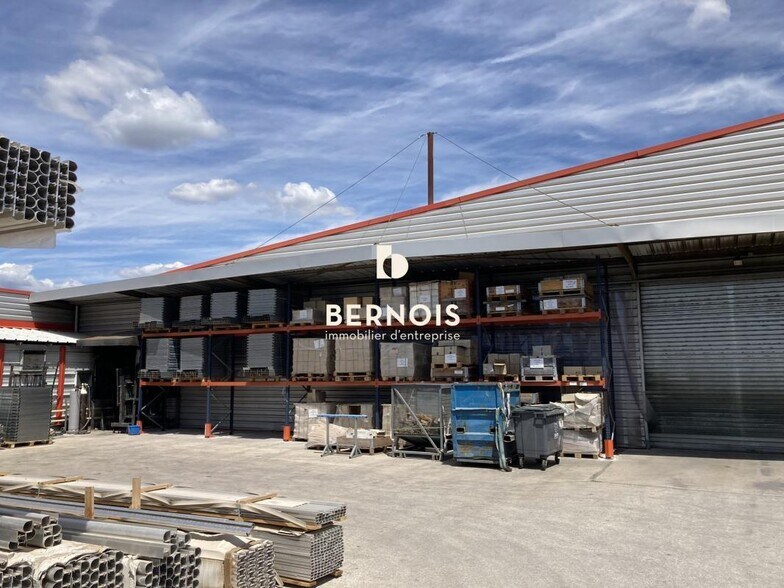 Flex dans Brignoles à louer - Photo du bâtiment - Image 3 de 12