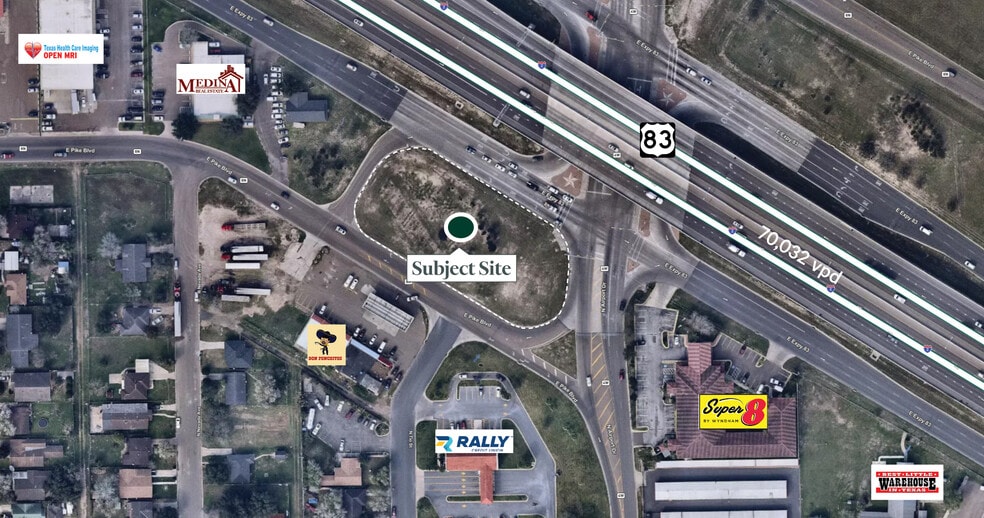 SWC US 83 & AIRPORT Blvd, Weslaco, TX à vendre - Photo du bâtiment - Image 1 de 3