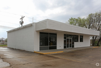 Plus de détails pour 1224 S Kansas Ave, Topeka, KS - Vente au détail à louer