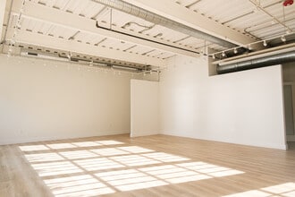 3 W Main St, Irvington, NY à louer Photo intérieure- Image 2 de 3