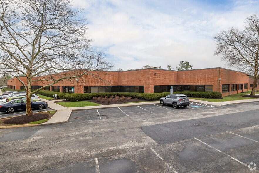 4601-4701 Mount Hope Dr, Baltimore, MD à louer - Photo du bâtiment - Image 3 de 4