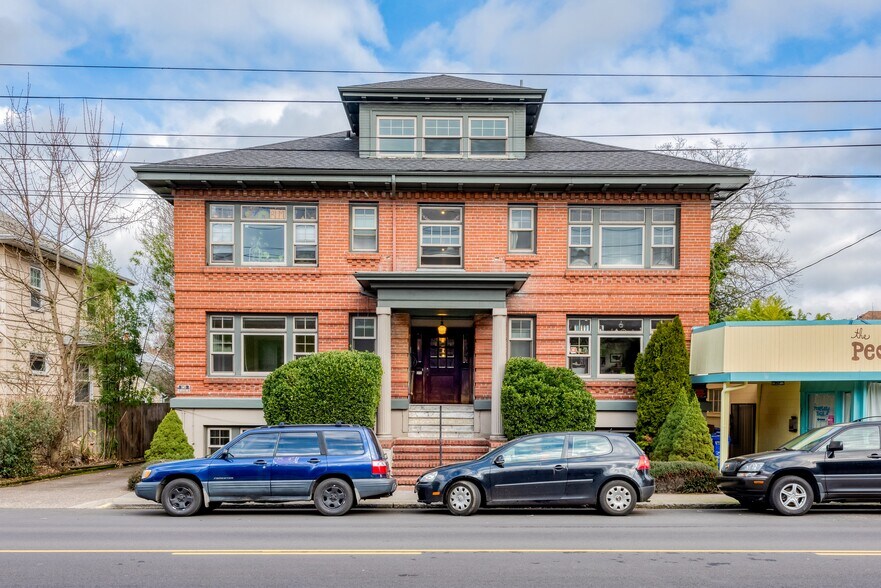 4025 SE Hawthorne Blvd, Portland, OR à vendre - Photo du bâtiment - Image 1 de 13